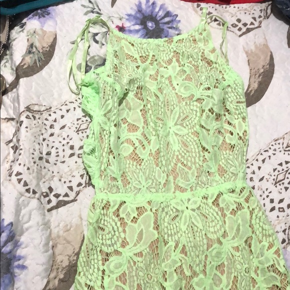 Green dress - Picture 2 of 2